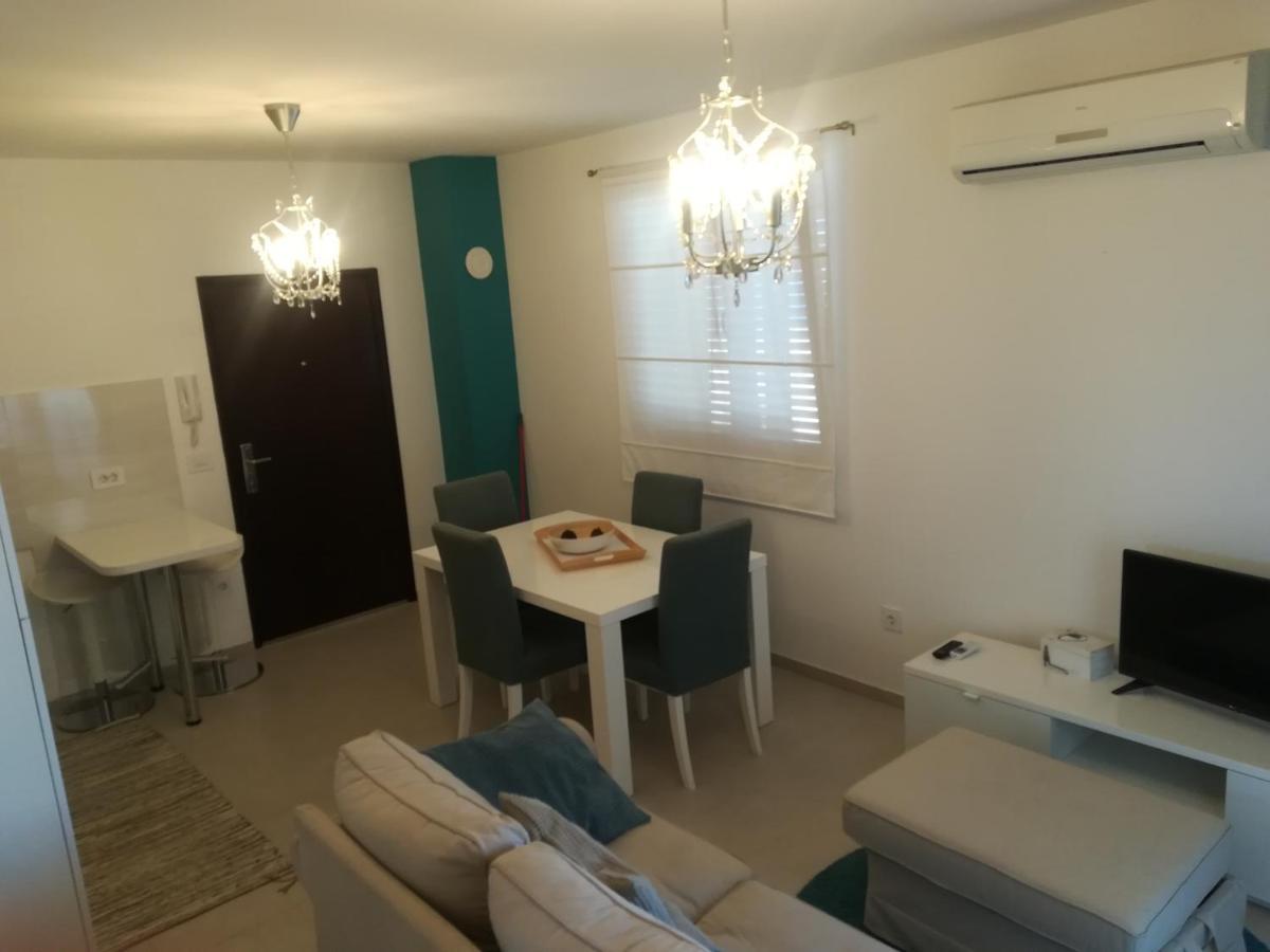 Apartment Rossella ニン エクステリア 写真