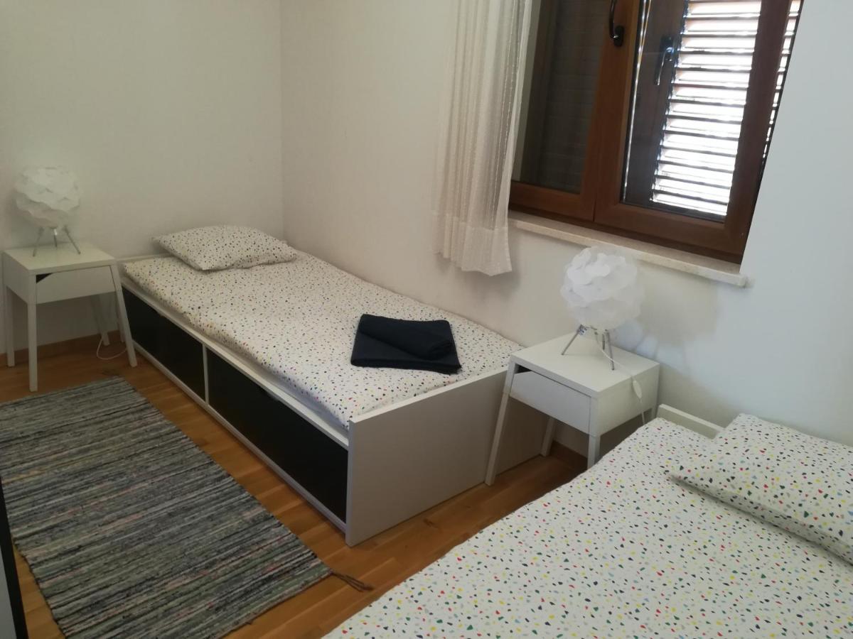 Apartment Rossella ニン エクステリア 写真
